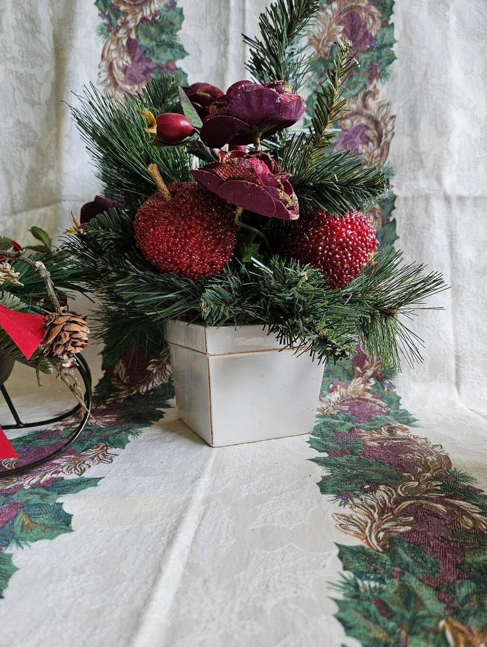 Holiday Greenery - Red Berry & Pine Picks, Burgundy In White, Metal Sleigh